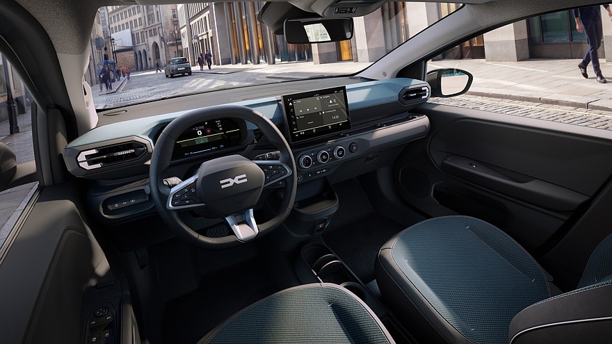 На фото: салон Dacia New Spring