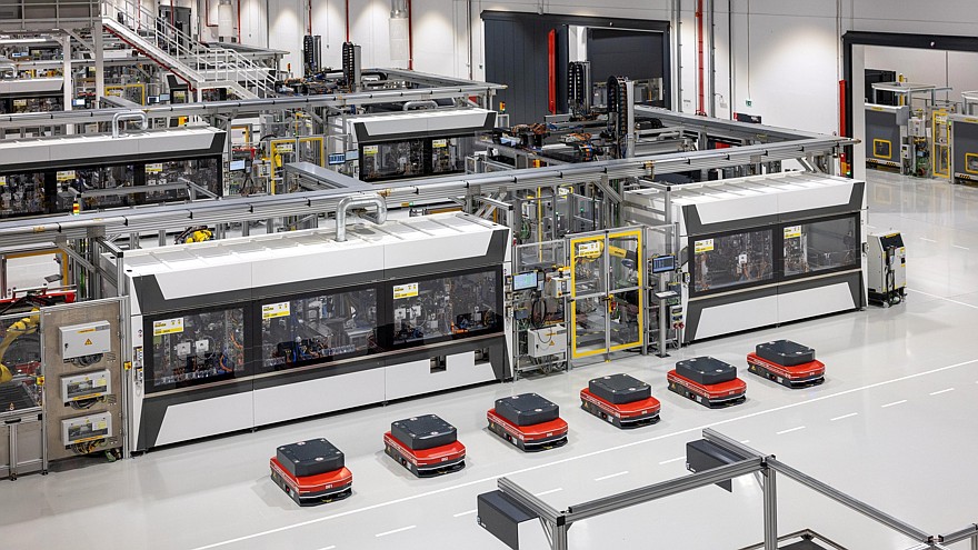 Батарейный завод Porsche Smart Battery Shop в Хорна Стреда