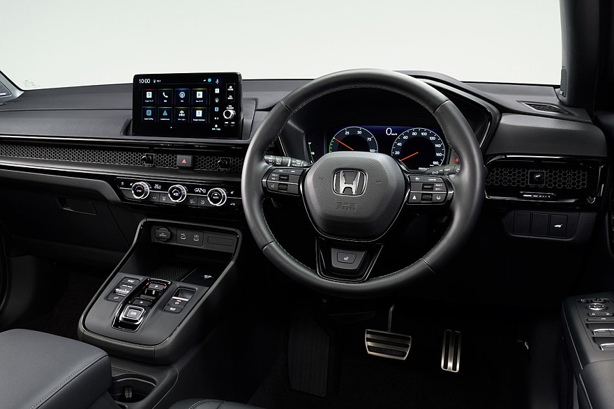 На фото: салон Honda CR-V e:HEV RS Black Edition