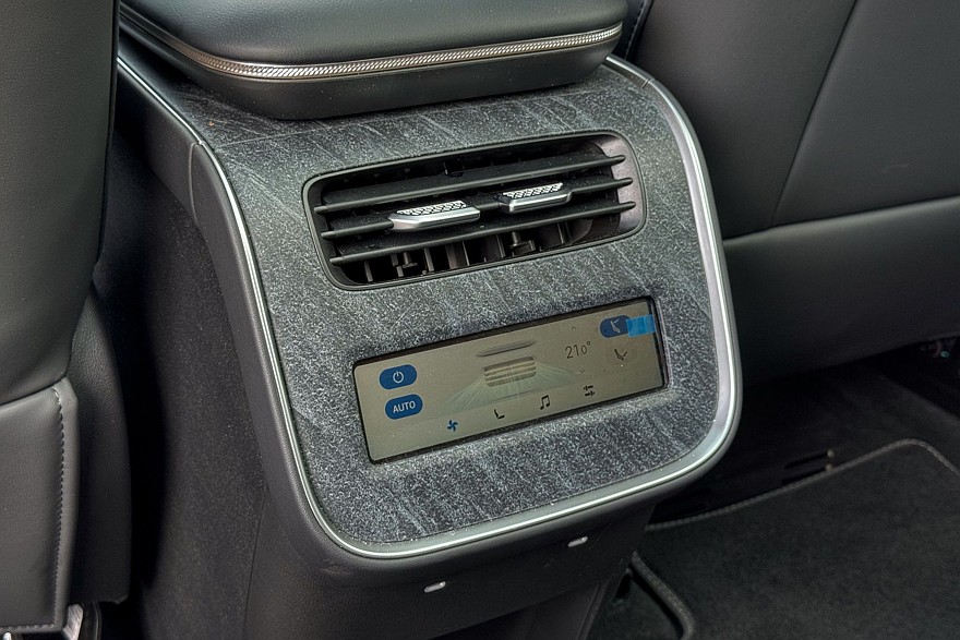 Выбираем кроссовер для дальних поездок: батарея, зарядка и запас хода от 1000 км