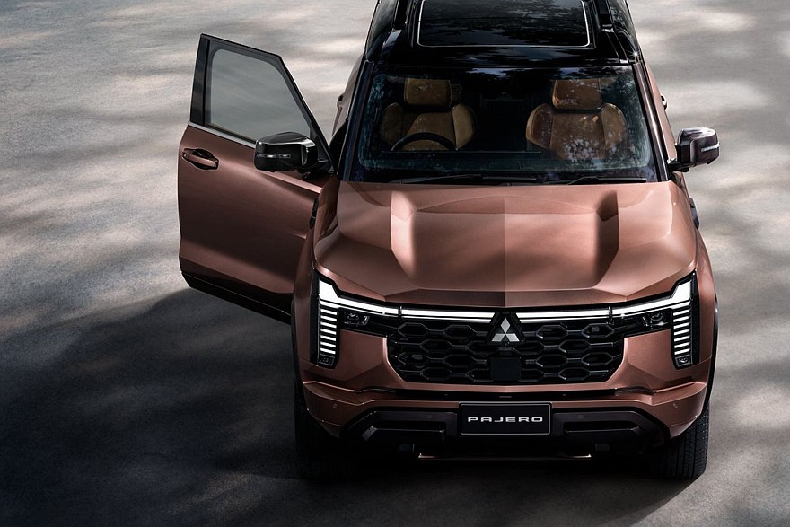 Новый Mitsubishi Pajero для Таиланда, топ-версия Super Exceed