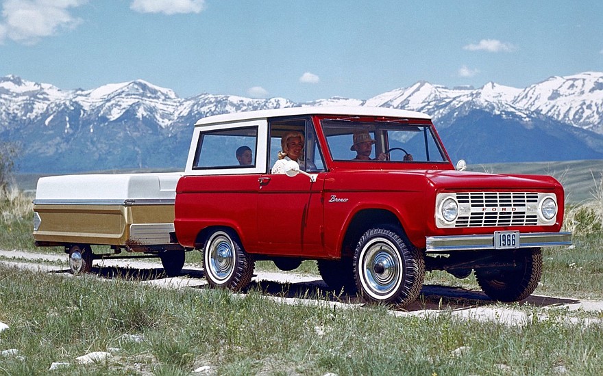 Ford Bronco первого поколения (1966 год)