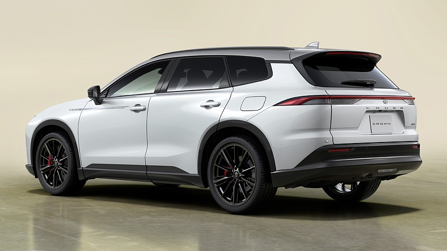 Кроссовер Toyota Crown Estate получил юбилейную спецверсию