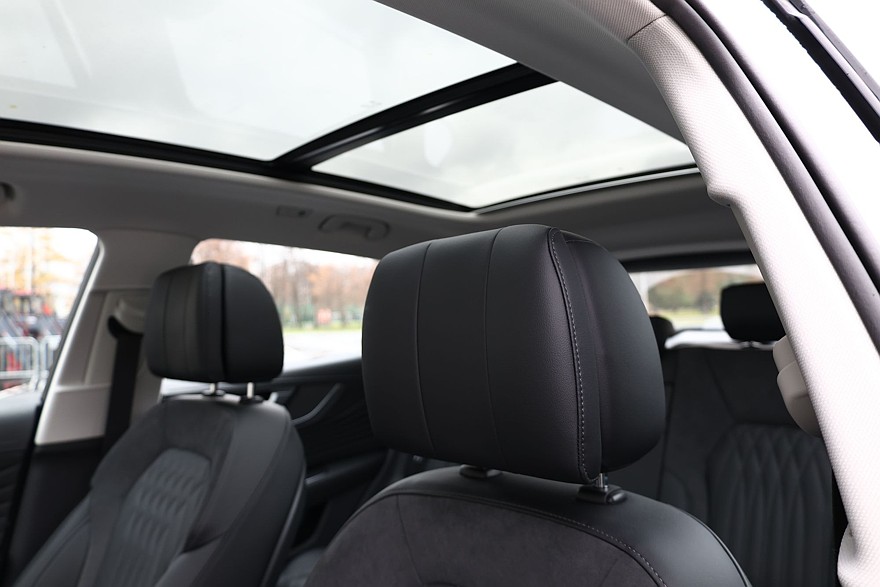 Больше не компромисс: необычный тест-драйв Hongqi HS5